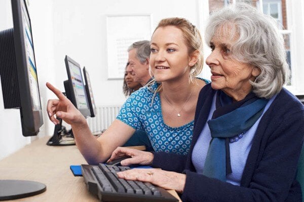 Volunteer | School for Seniors-1 Volunteer | School for Seniors-1